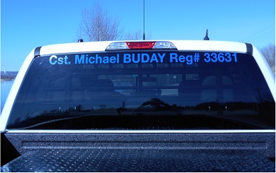 Rear window of police vehicle