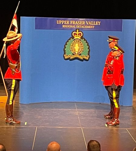 RCMP member saluting to the Officer in Charge