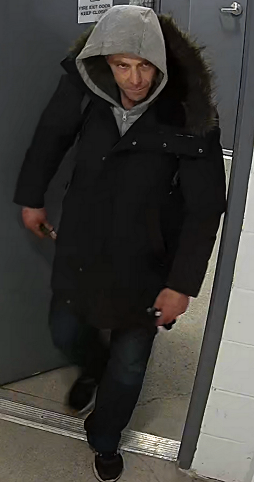 Les reconnaissez-vous? Aidez-nous à identifier cette personne d’intérêt