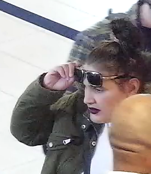 Les reconnaissez-vous? Aidez-nous à identifier cette personne d’intérêt